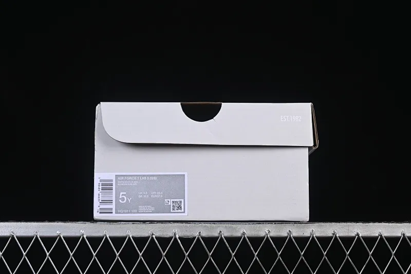 All categories Nk Air Force 1 Air Force series Nk Air Force 1 Low Air Force low-top Nike Air Force 1'07 Low Air Force 1 low-top casual sneakers HQ1911-100